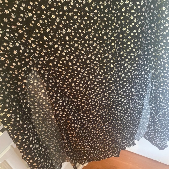 Ditsy smocked dress size L - Picture 6 of 6